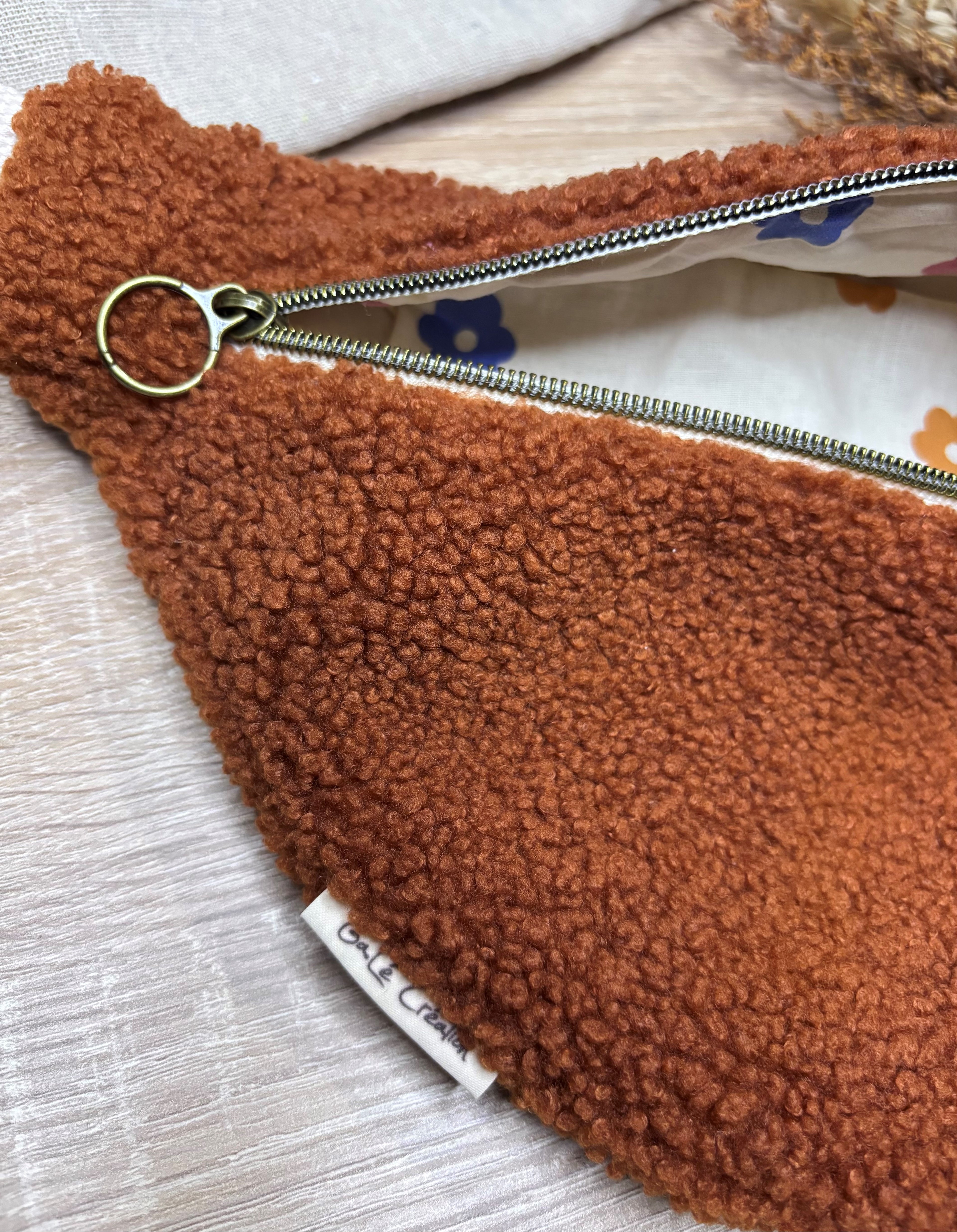Sac banane bouclettes rouille