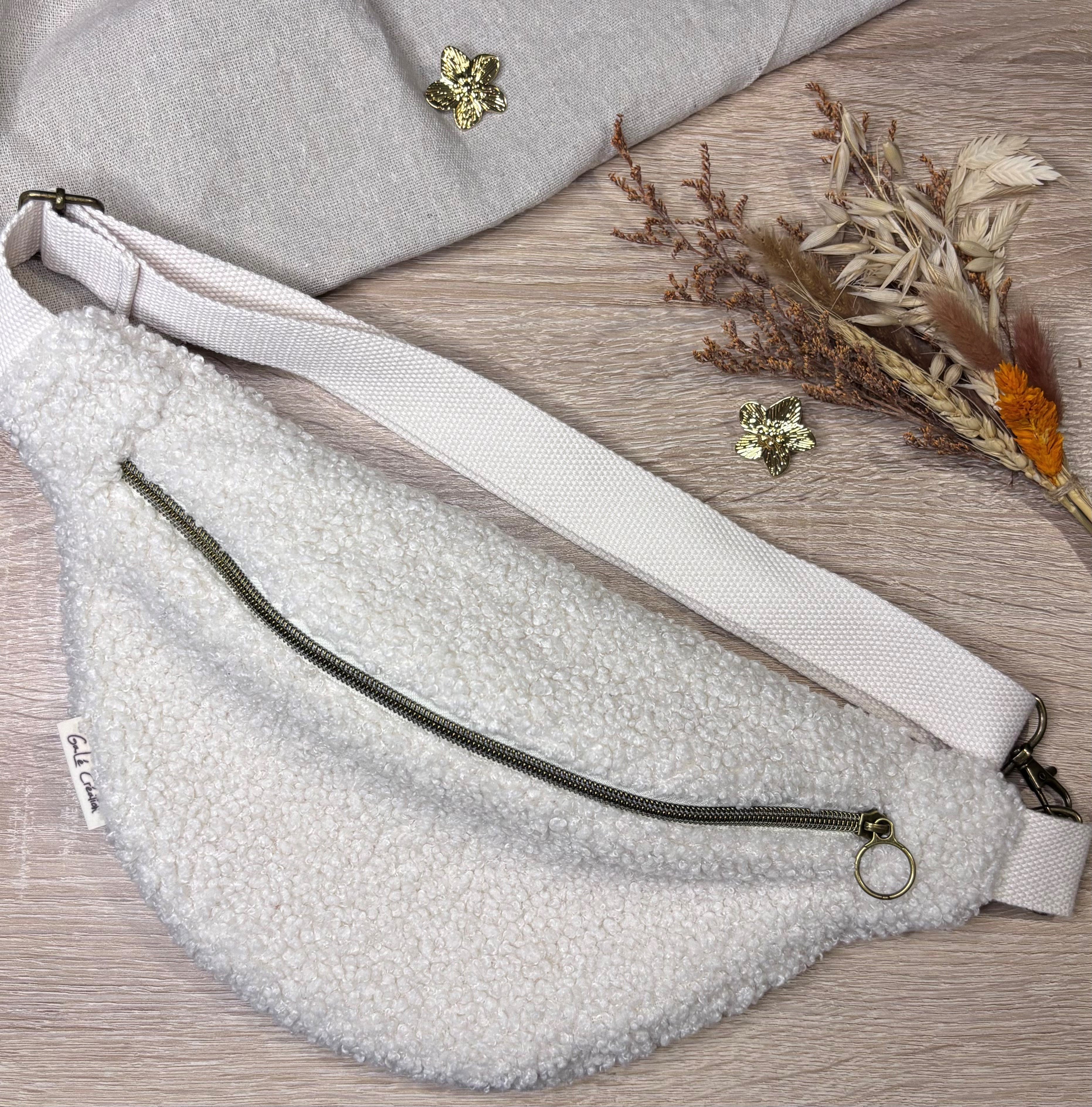 Sac banane bouclettes écru
