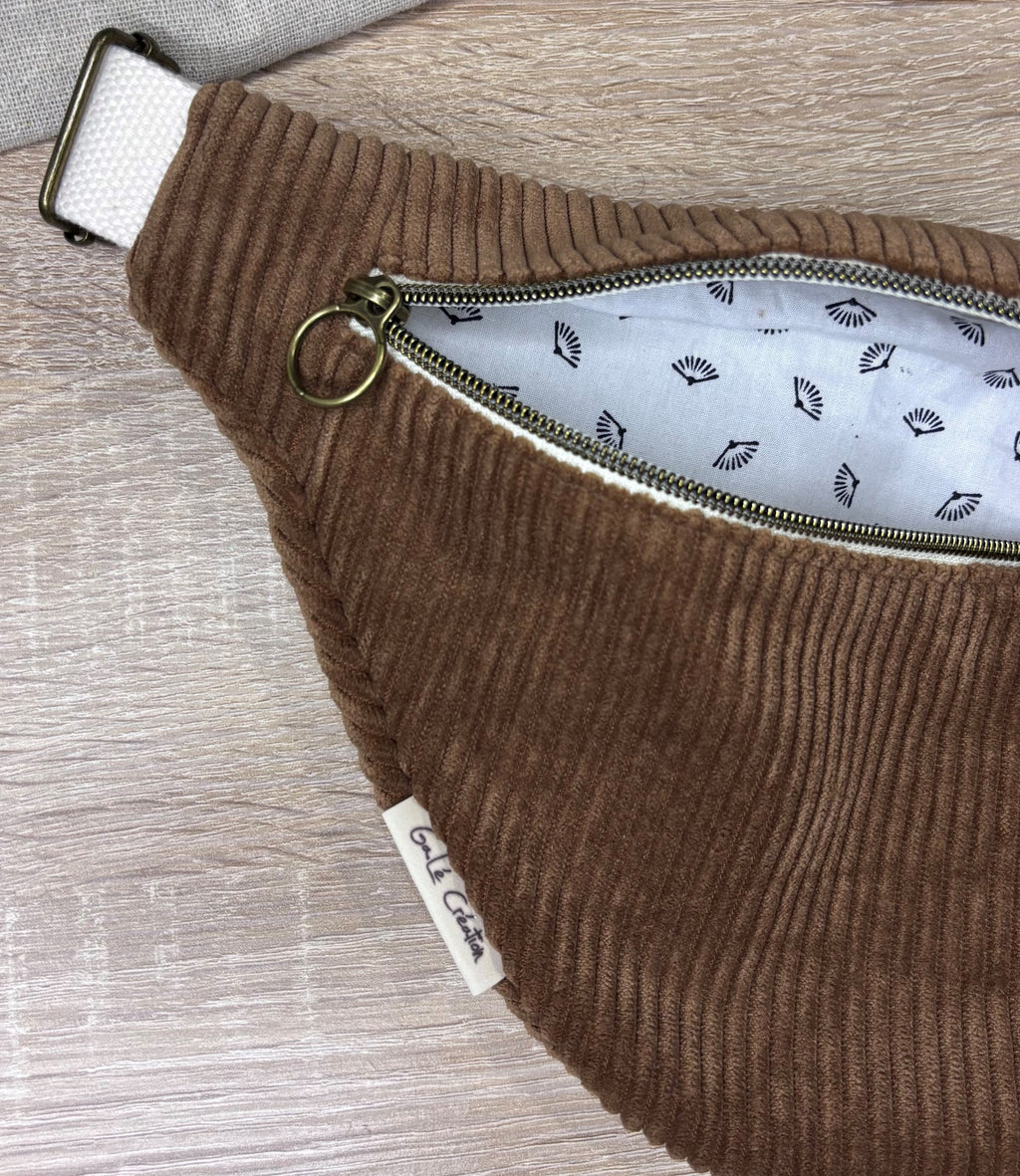 Sac banane velours côtelé marron