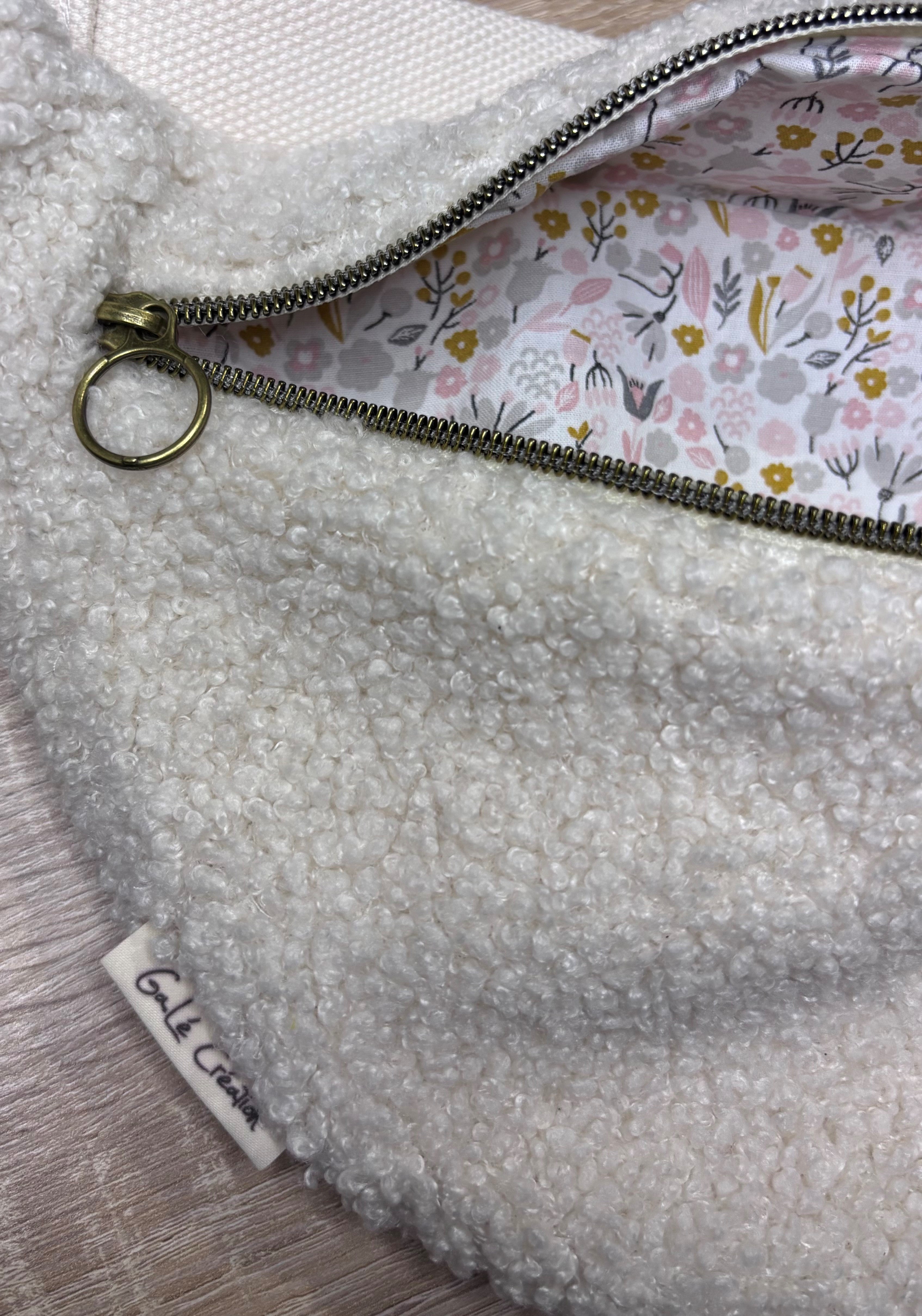 Sac banane bouclettes écru
