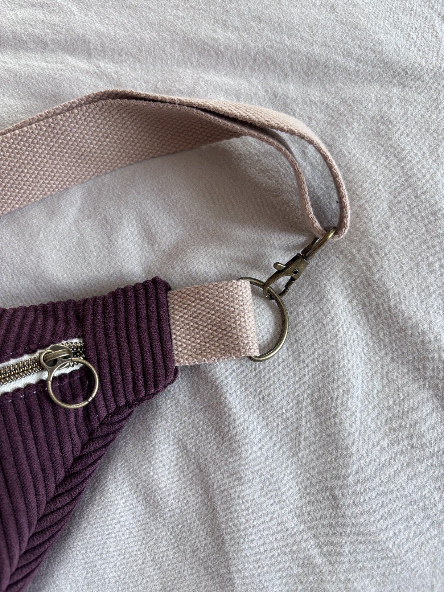 Sac banane velours prune + POCHE