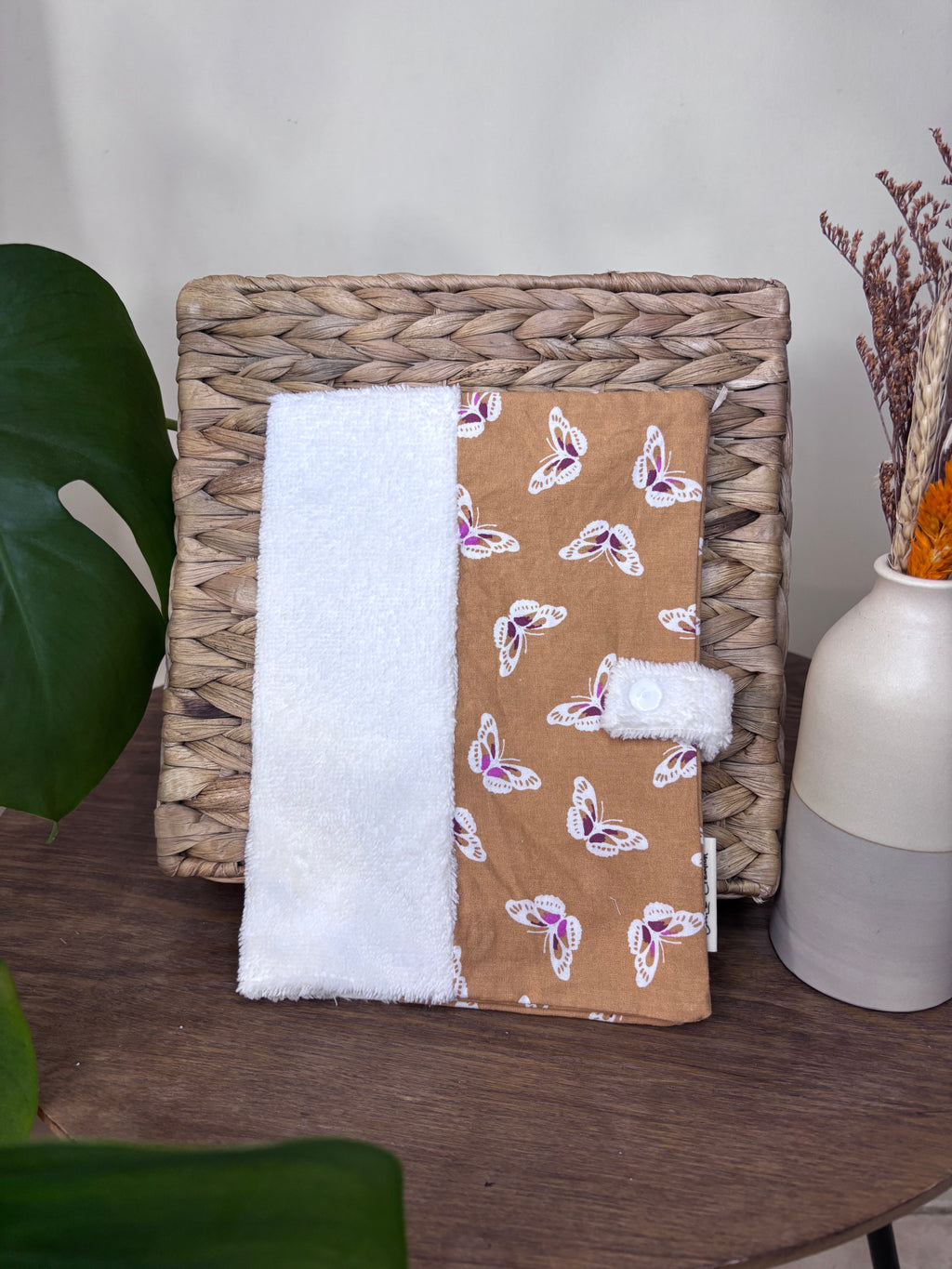 Protège carnet de santé blanc et papillons