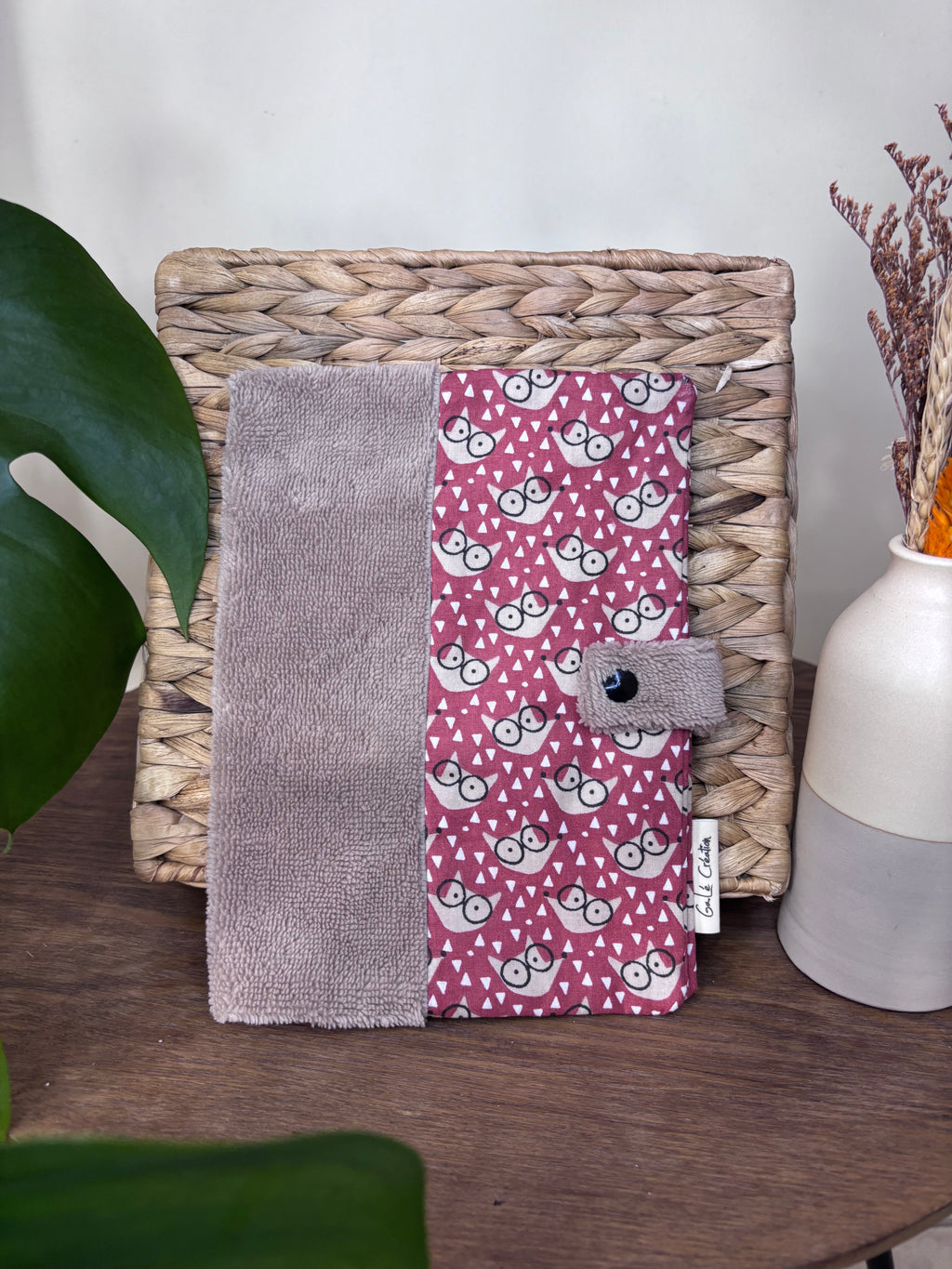 Protège carnet de santé beige et tête de renard