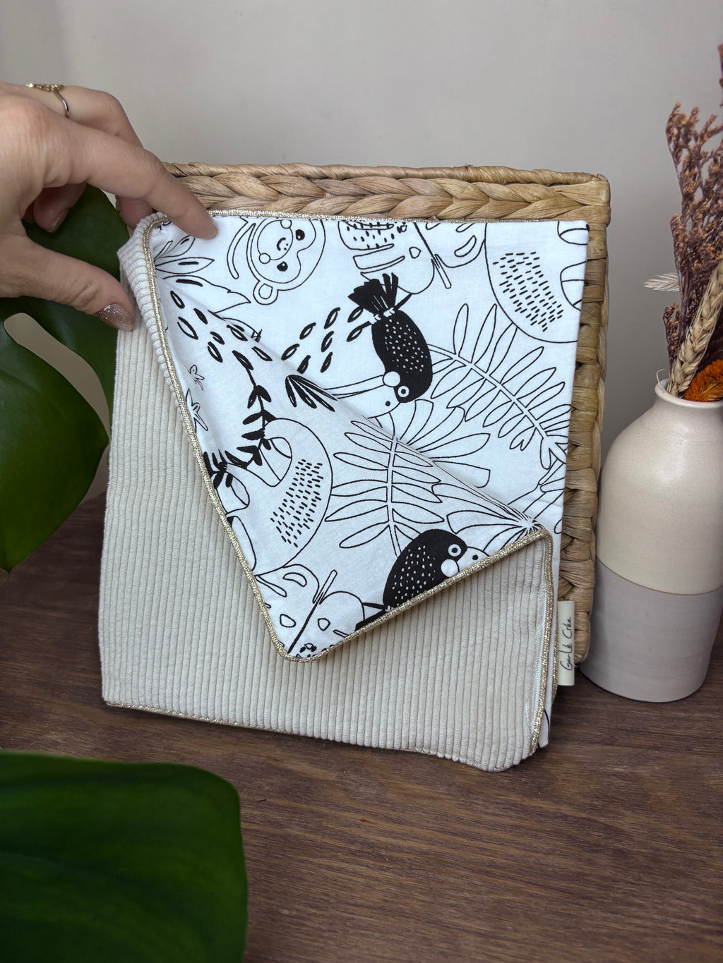 Cahier de coloriage lavable écru