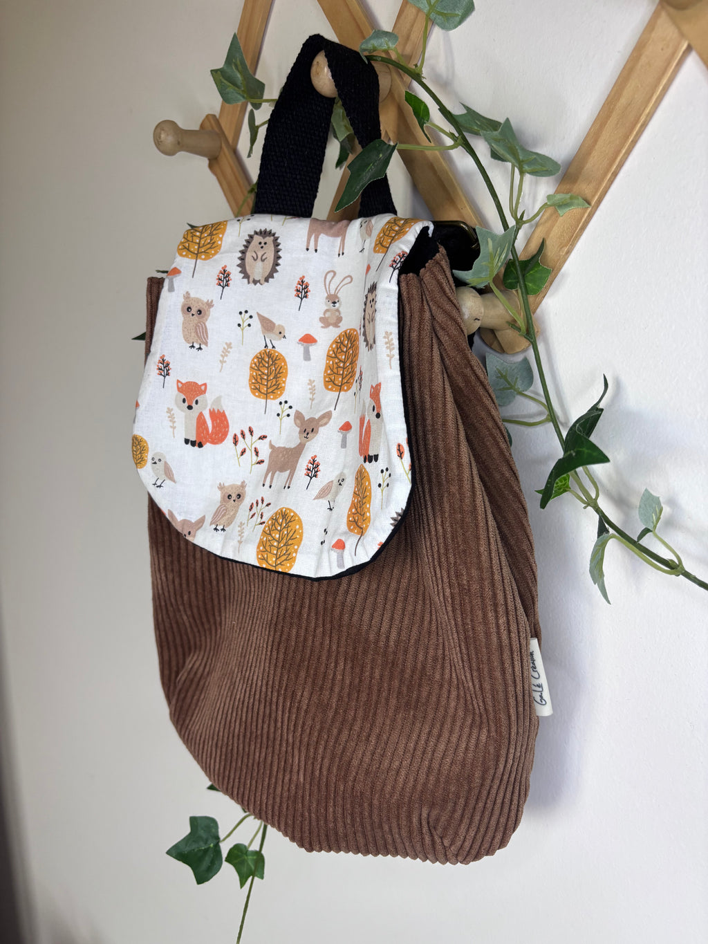 Sac à dos marron renard et forêt