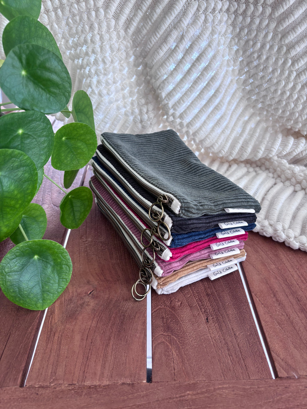 Pochette plate velours côtelé