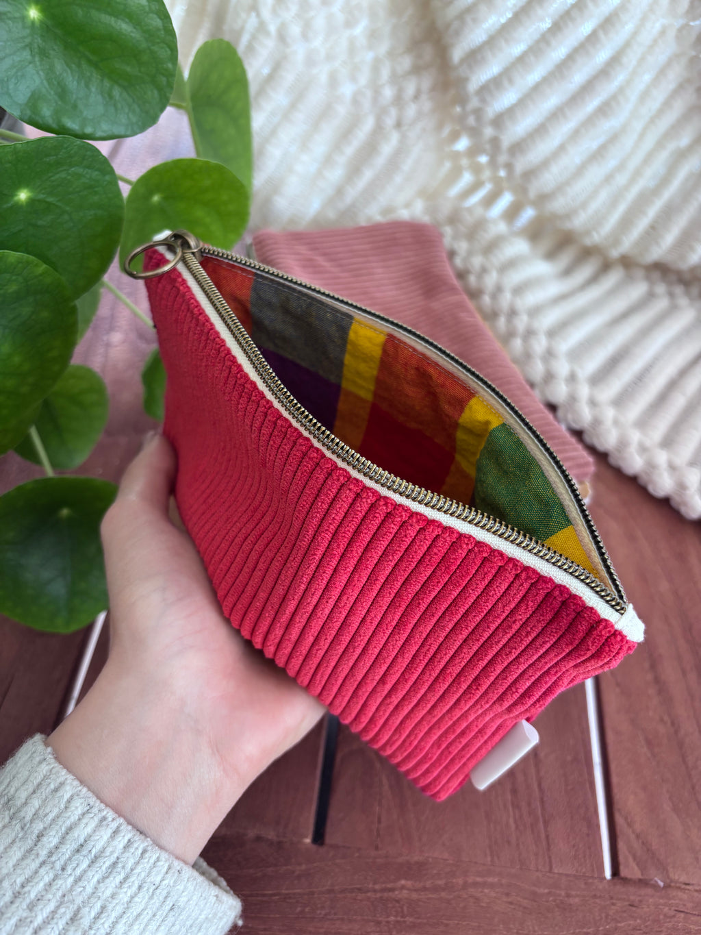 Pochette plate velours côtelé