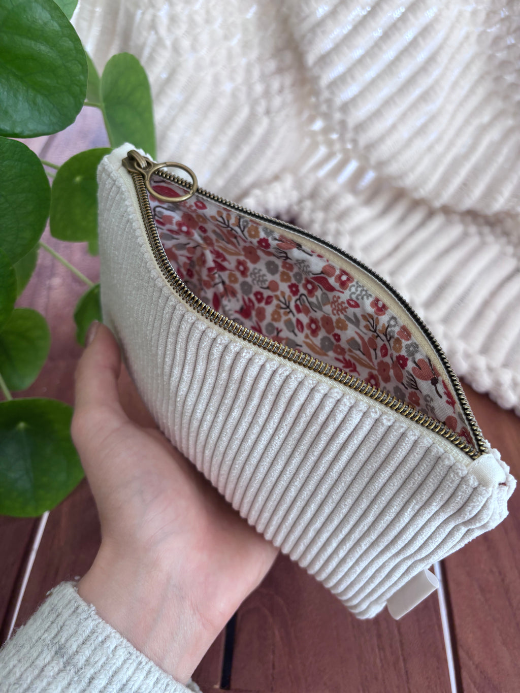 Pochette plate velours côtelé