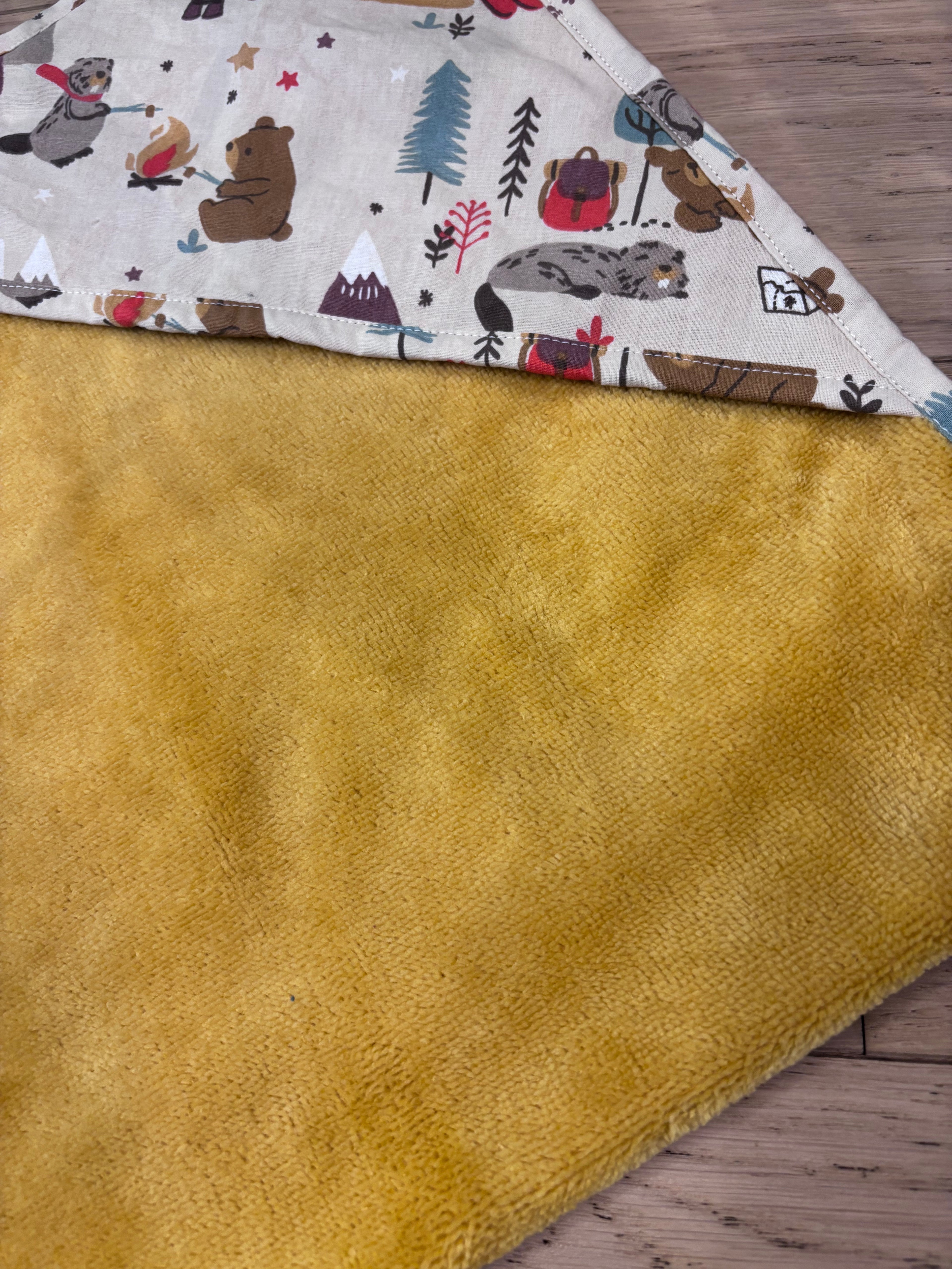 Cape de bain jaune/ourson camp