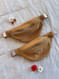 Sac banane velours moutarde