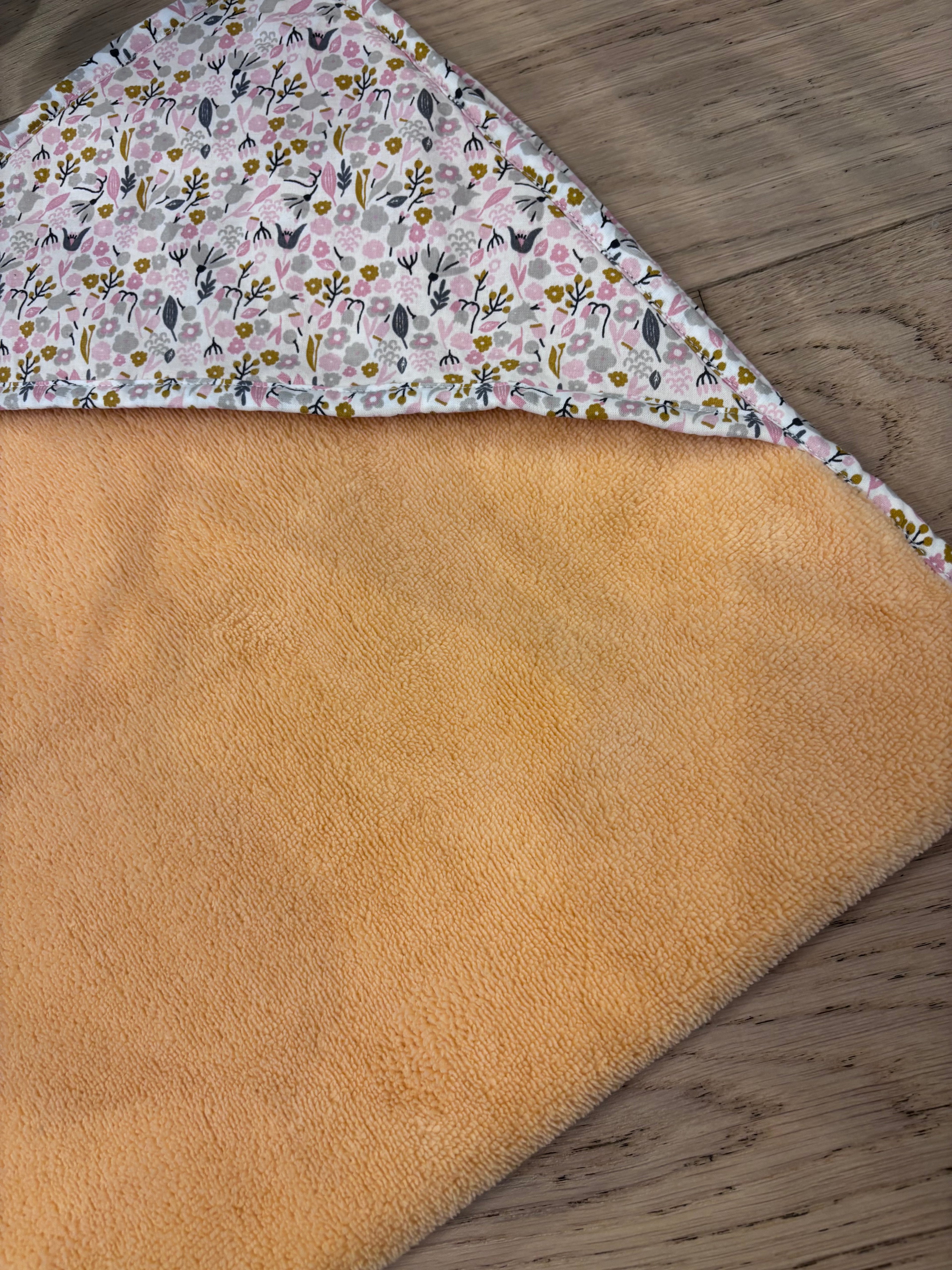 Cape de bain abricot/fleurettes