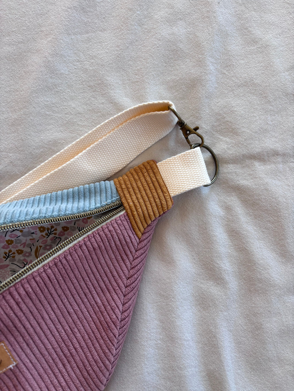 Sac banane velours tricolore