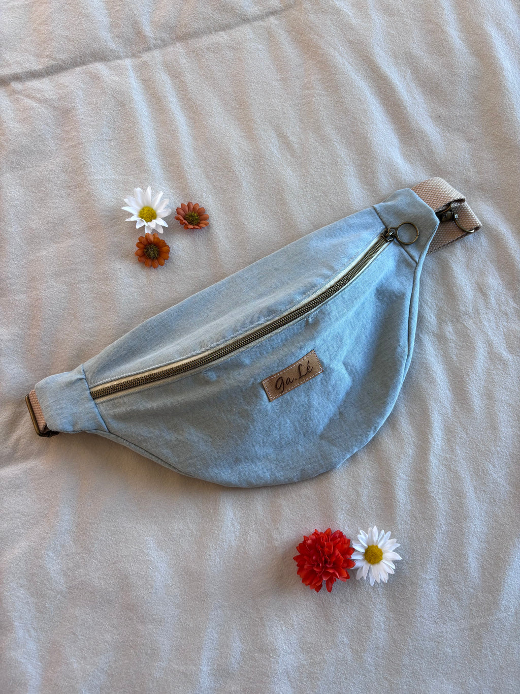 Sac banane jean bleu clair