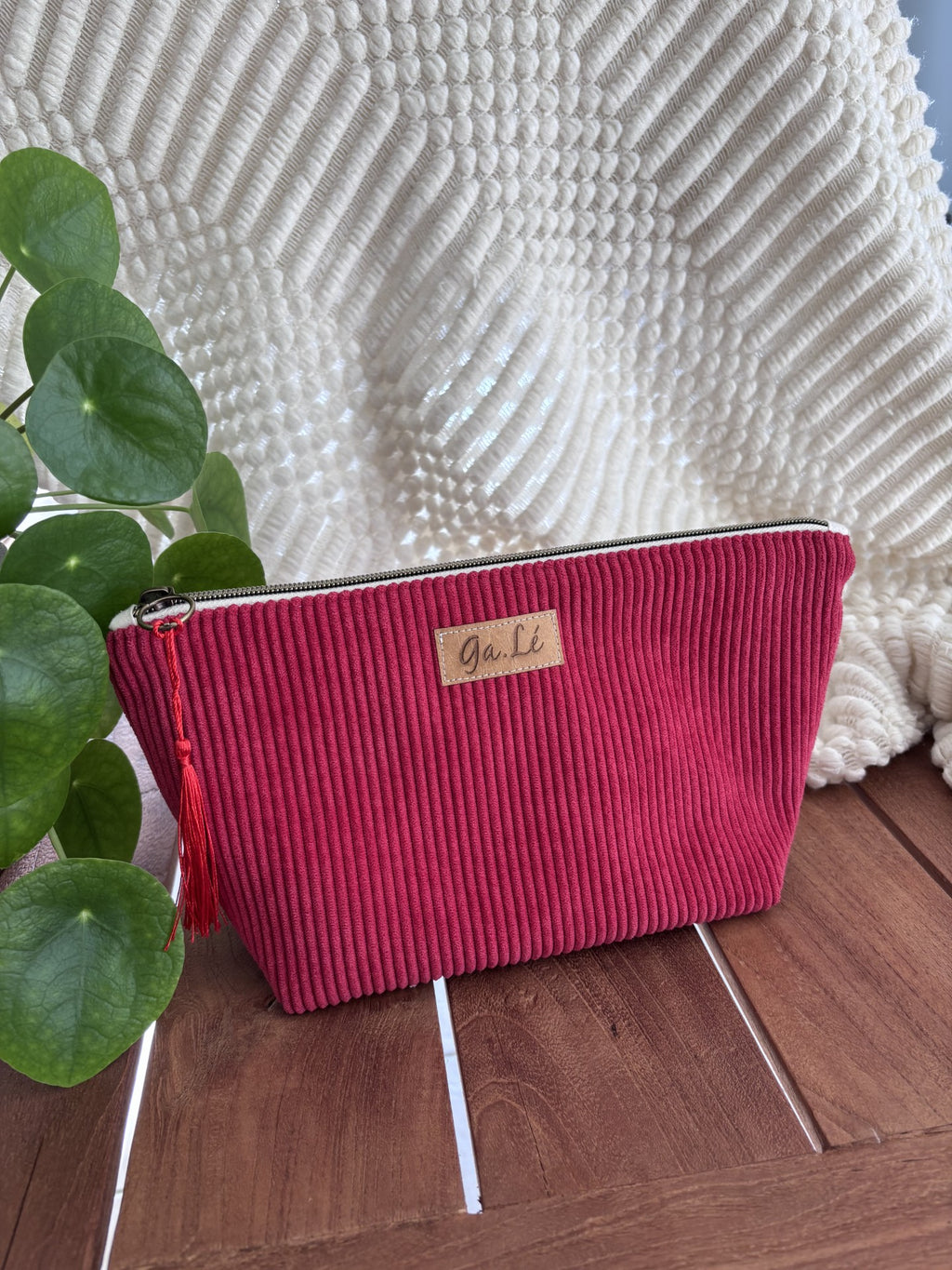 Trousse de toilette rouge